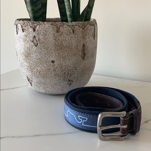 Vineyard Vines Whale Line Match Canvas Belt